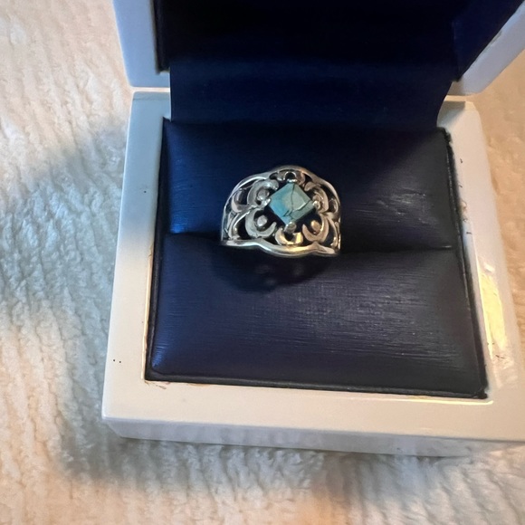 Vintage Sterling Silver .925 Turquoise Ring - Picture 5 of 6